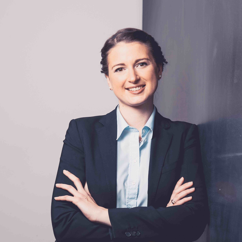 Katharina Hildebrand Manager Board Services hkp/// group XING