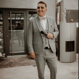 Dennis Santo