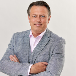 Dr. Gregor Scheja
