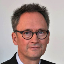 Dr. Martin Felger