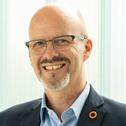 Dr. Christoph Stangl