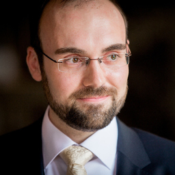 Dr. Nick Trümmel