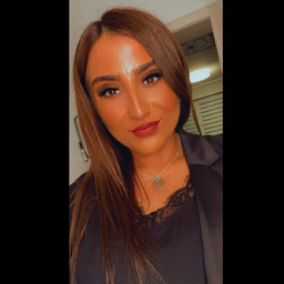 Esra Mavis