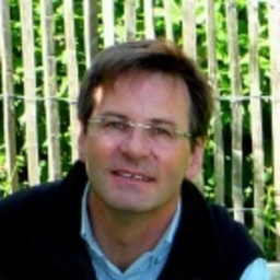 Helmut Bayer