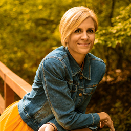 Regina Tüttő