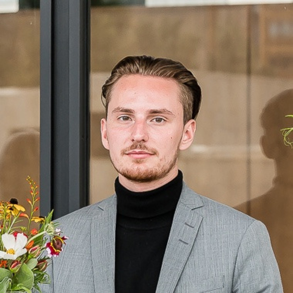 Riccardo Paladini Consultant Büroflächenvermietung Engel & Völkers