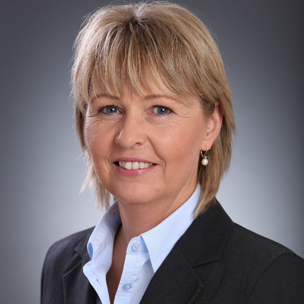 Andrea Schmitz Pressereferentin Verbraucherzentrale NRW e.V. XING