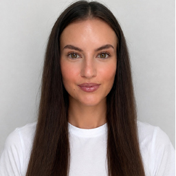 Anna Ariyo
