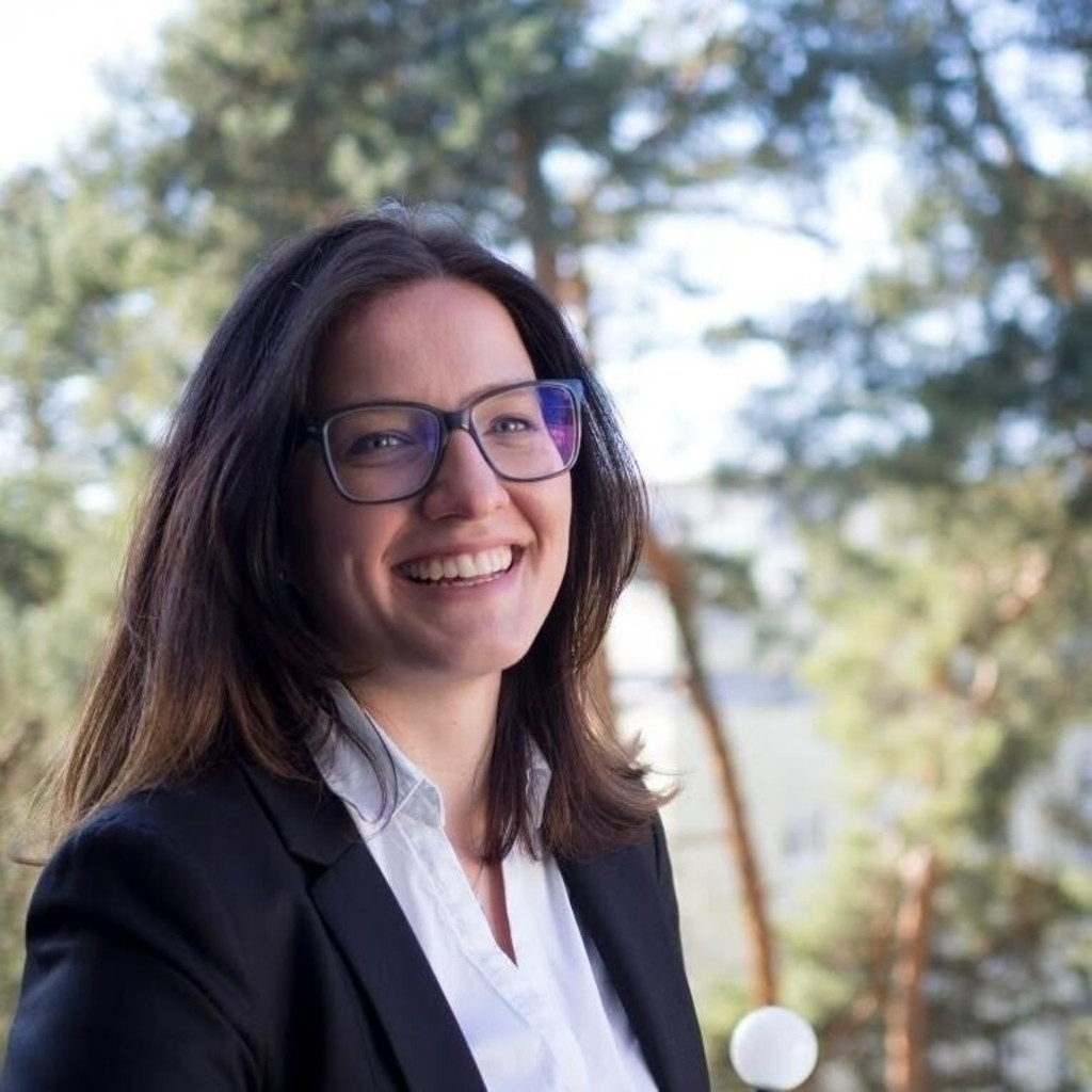 Dr. Kerstin Müller Research Collaborations Manager Siemens