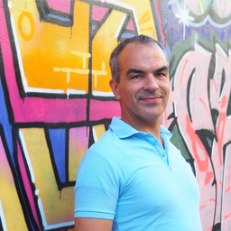Dr. Martin Holi