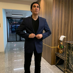 Dr. Ozan Gökay