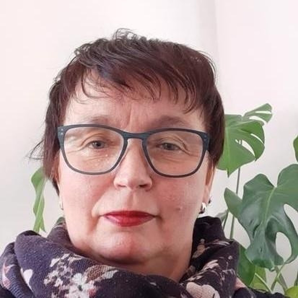 Erika Robert Account Support Manager Sales National Proposal and