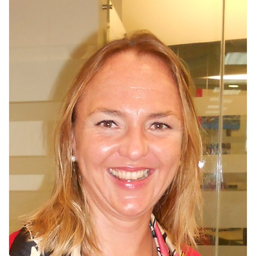 Anja Henze