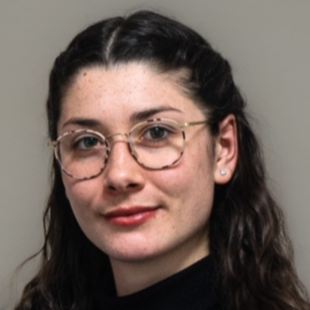 Eléna Zoé Mix - Personalvermittlerin - Medalytik GmbH XING