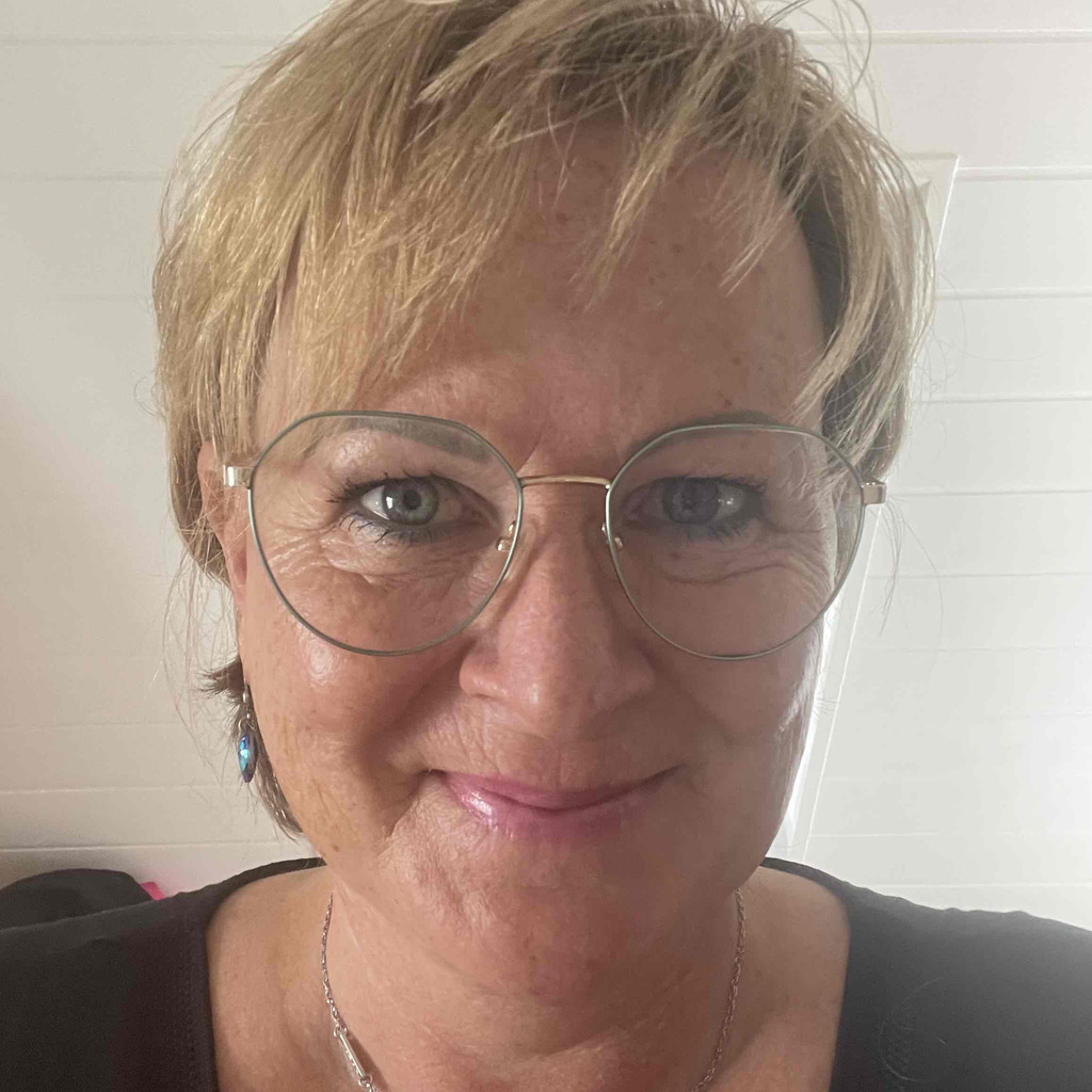 Kerstin Zinn Consulting & Communication Service BayWa CS GmbH XING