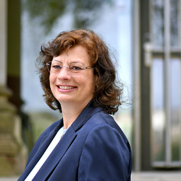 Karin Wiescholek