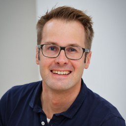 Dr. Stefan Thurn