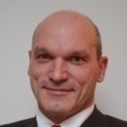 Uwe Karhof