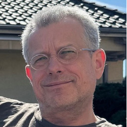 Dr. Christian Fettes