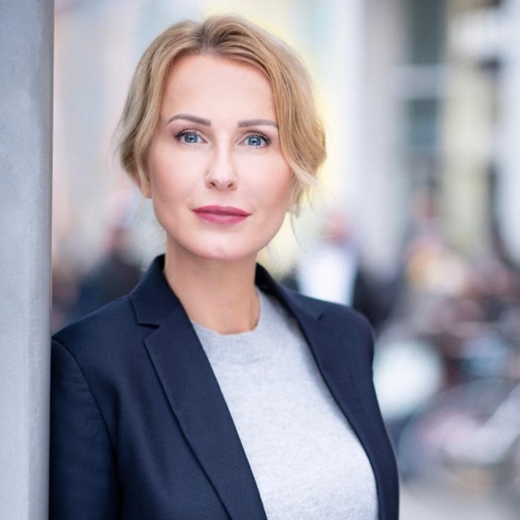 Melanie Kleemann Chief Sales Officer Europe I Member of the Executive