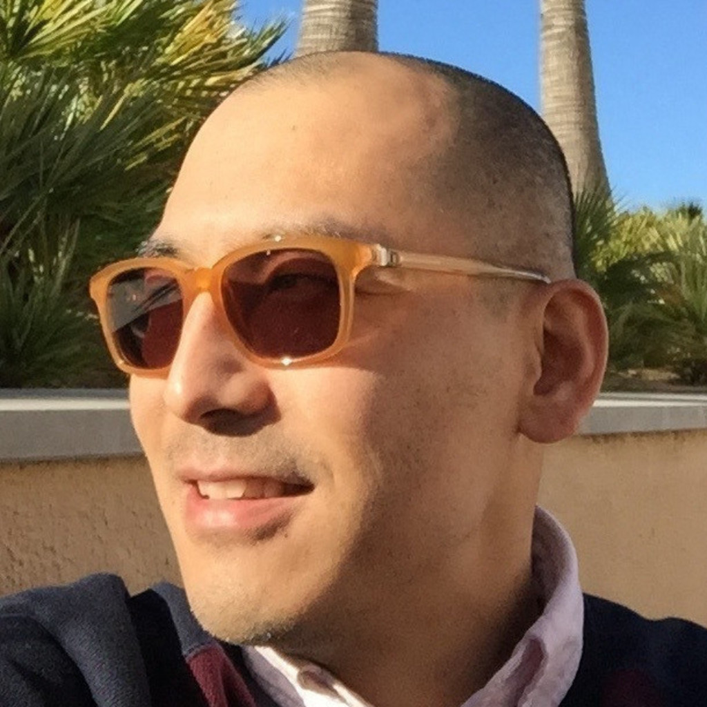 Makoto Takeda Founder / Managing Director Bistream XING
