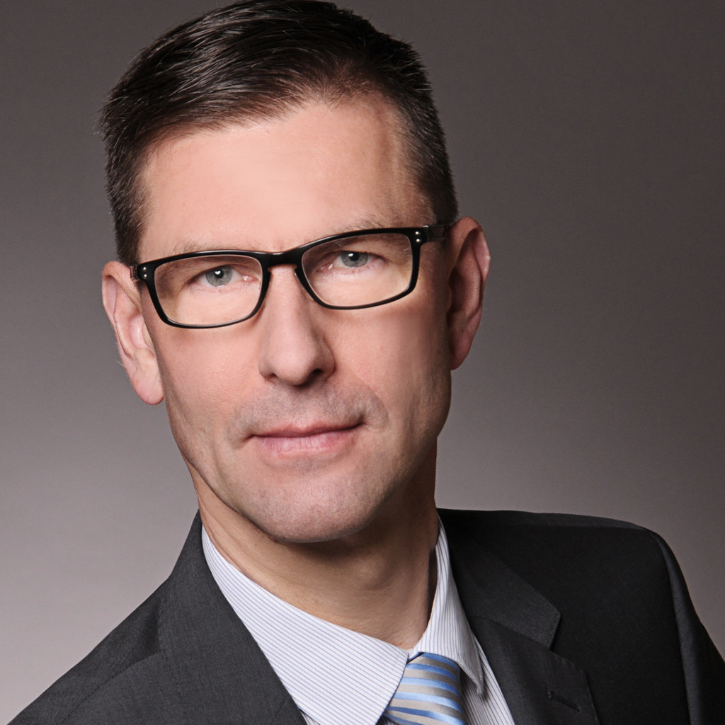 Lutz Benedix Produktmanager Batterietest Feinmetall GmbH XING