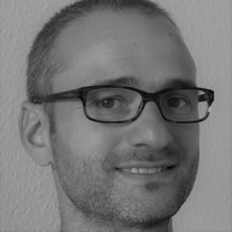 Dr. Julian Bernauer