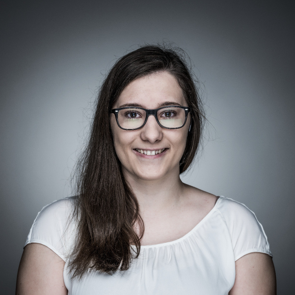 Celine Wübbelmann Crane & Logistics Operation