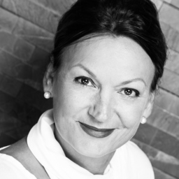 Claudia Ommer