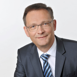 Dr. Sebastian Gronstedt