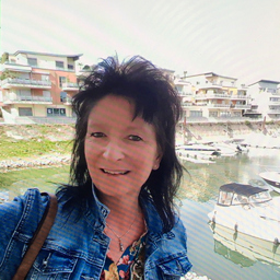 Katrin Leonhardt