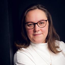 Dr. Ksenia Gorges