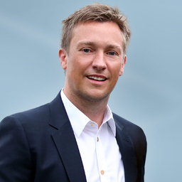 Dr. Mirko Kremer