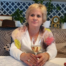 Katharina Lenhardt
