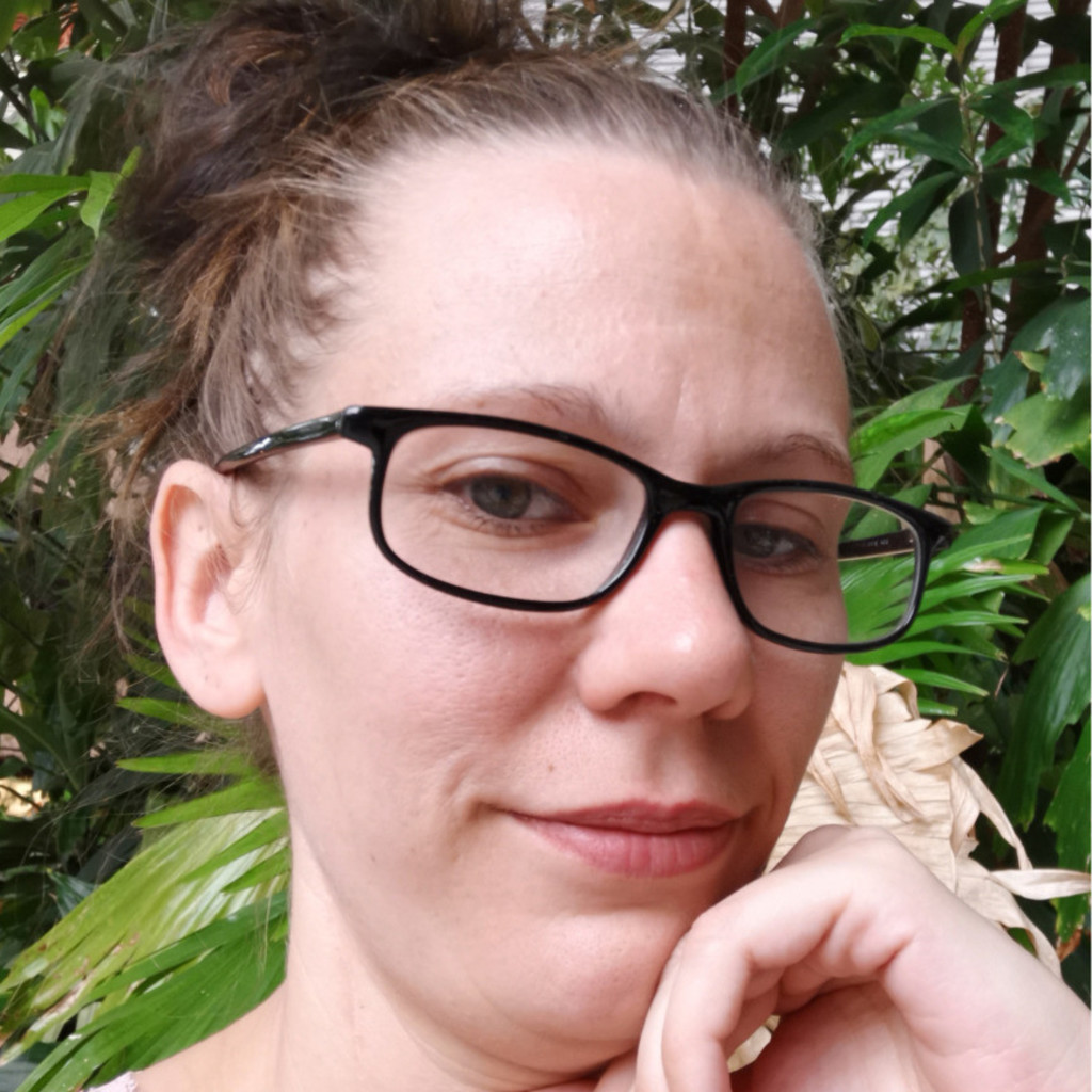 Yvonne Thiel Notarfachangestellte Thomas Hary XING