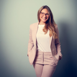 Julia Middeldorf