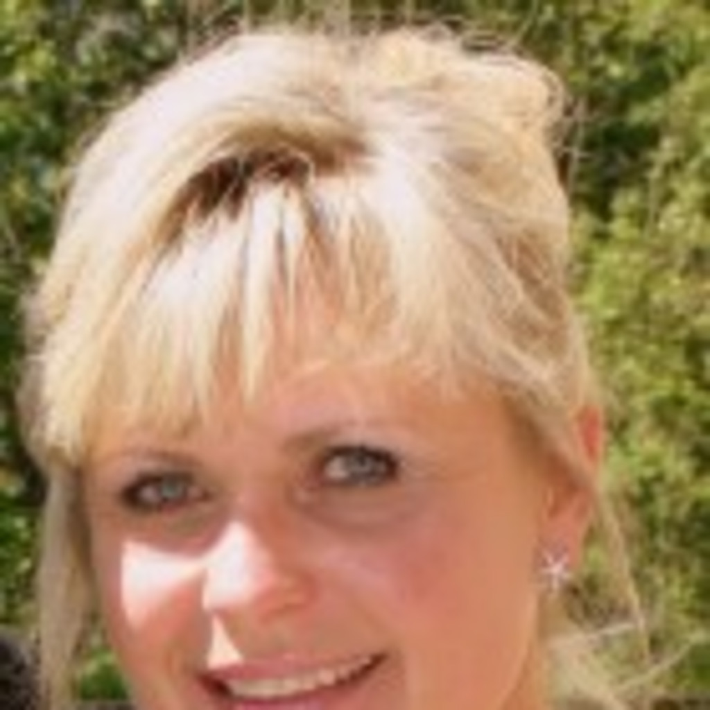 Pia Pikula Dipl. Englischlehrerin Schule XING