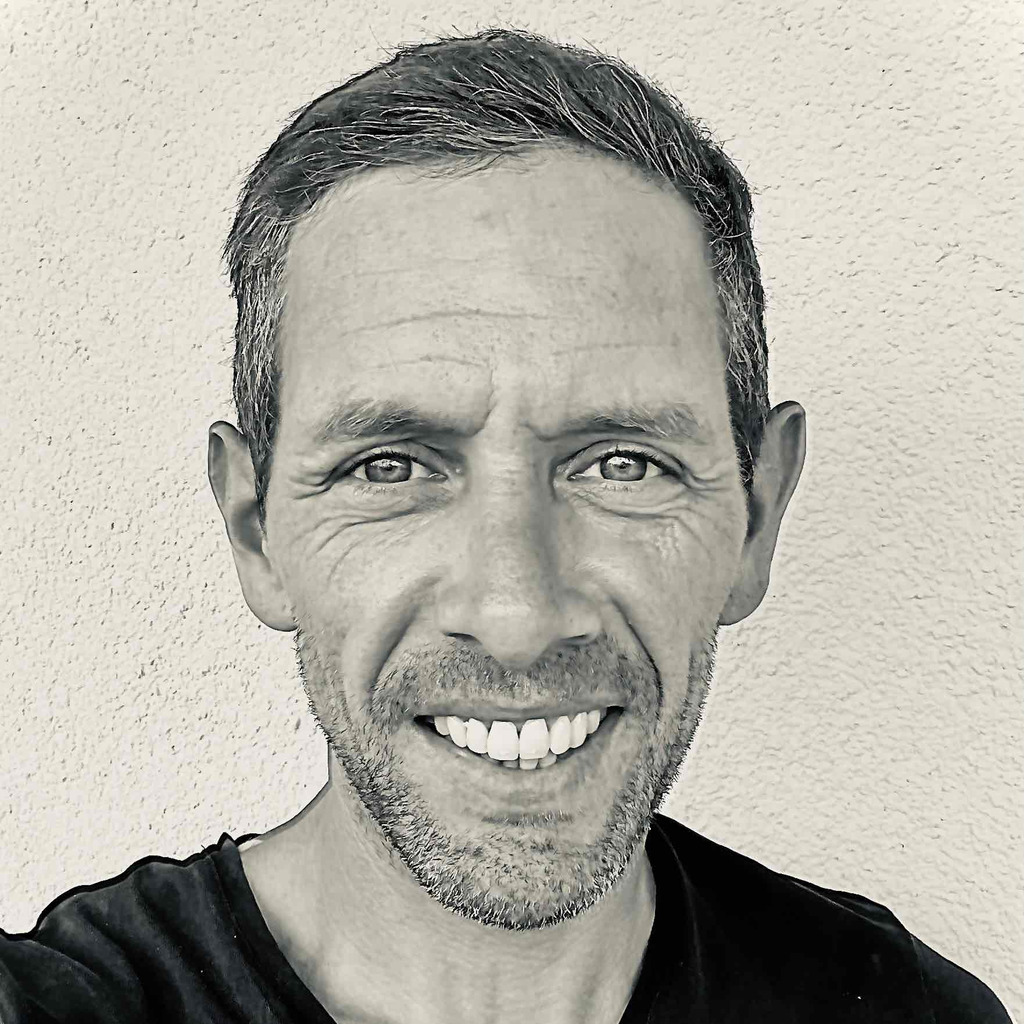 Social Media Profilbild Florian Bäck 