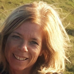 Simone Arnast