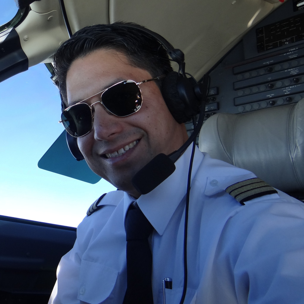 Michael Seeger Pilot First Officer Airbus A320 Eurowings XING