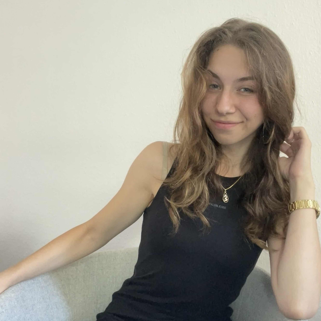 Léonie Bénard Ausbildung und Berufserfahrung XING