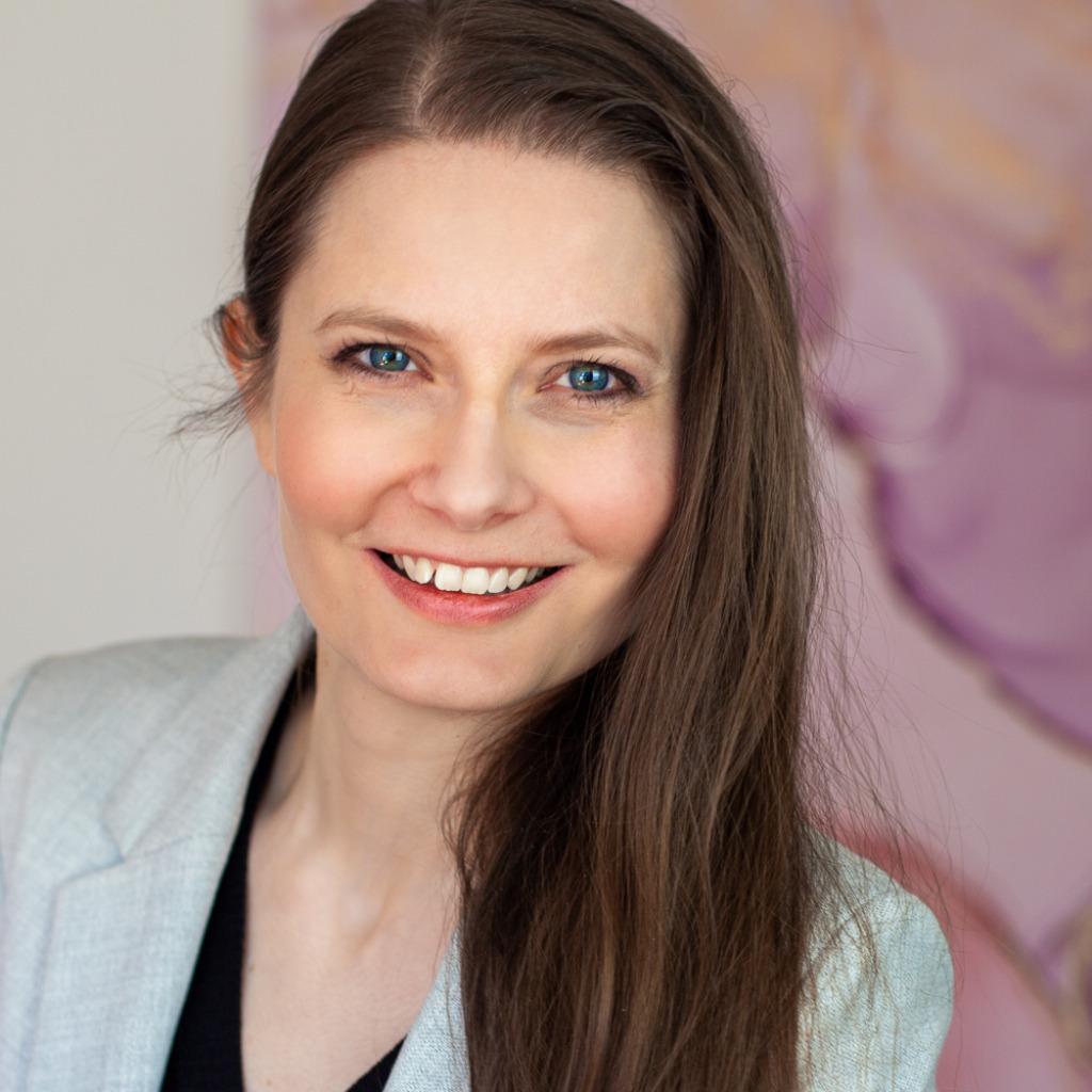 Nancy Fischer Dipl. Schauspielerin & B.Sc. Psychologin & Trainerin