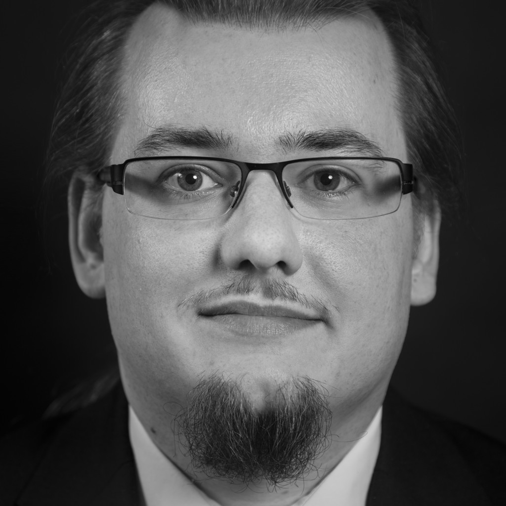 Joachim Hauck Senior Solution Architect Degussa Bank AG XING