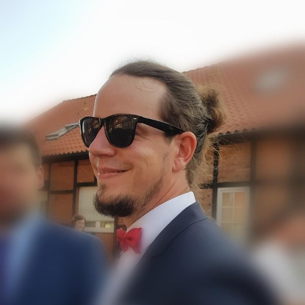 Thomas Lüder Senior Systems Engineer Cloud Enablers TUI InfoTec