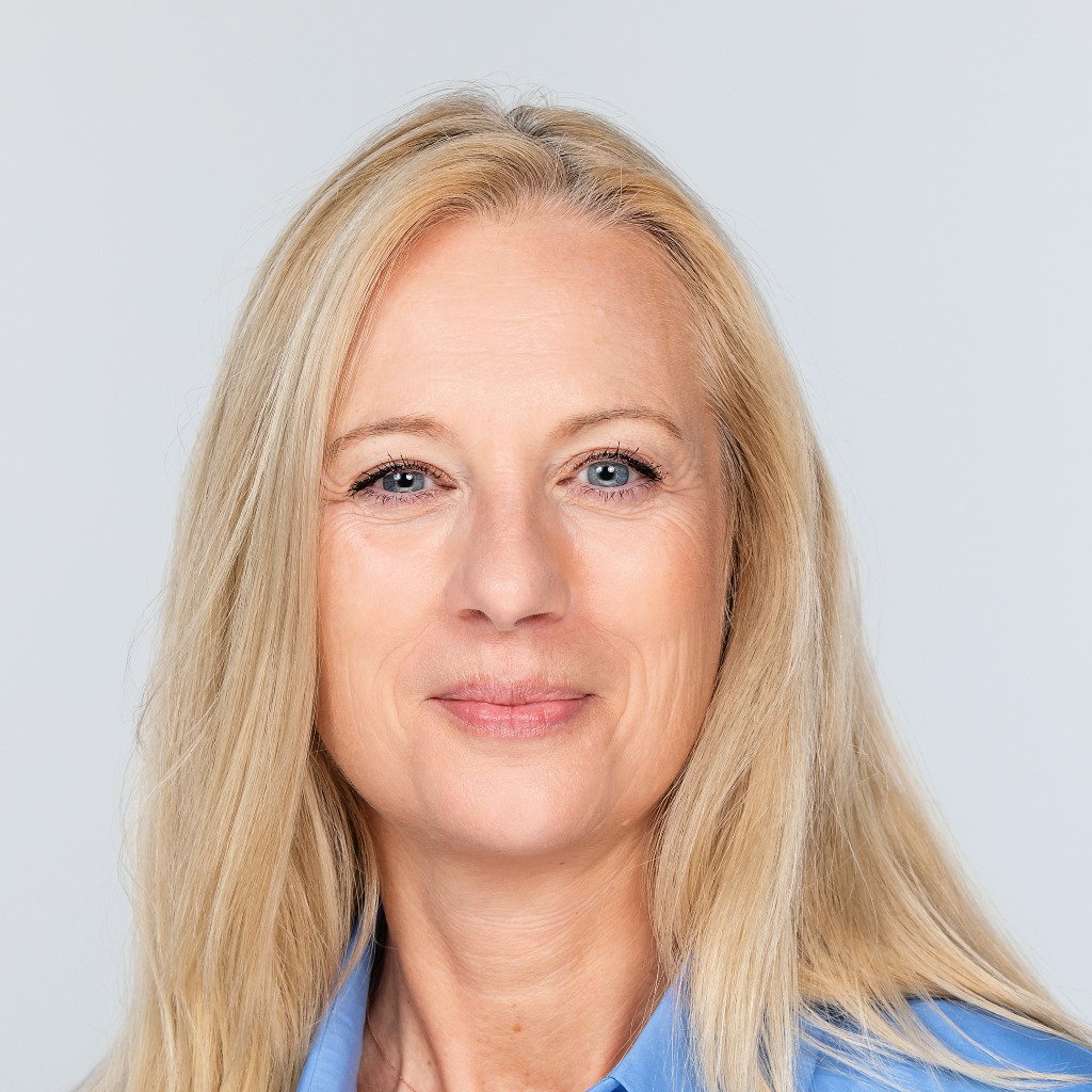Martha Bousek - Global Head of Capability Building - Novartis | XING