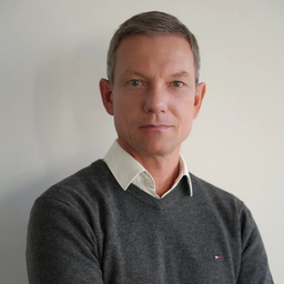 Julian Hölscher