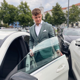 Dominik Borr