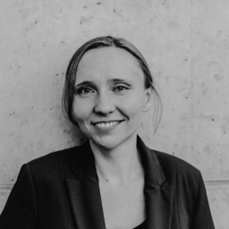 Dr. Claudia Lienau-Mohr