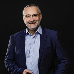 Dr. Ulrich Koops