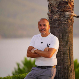 Deniz Acar